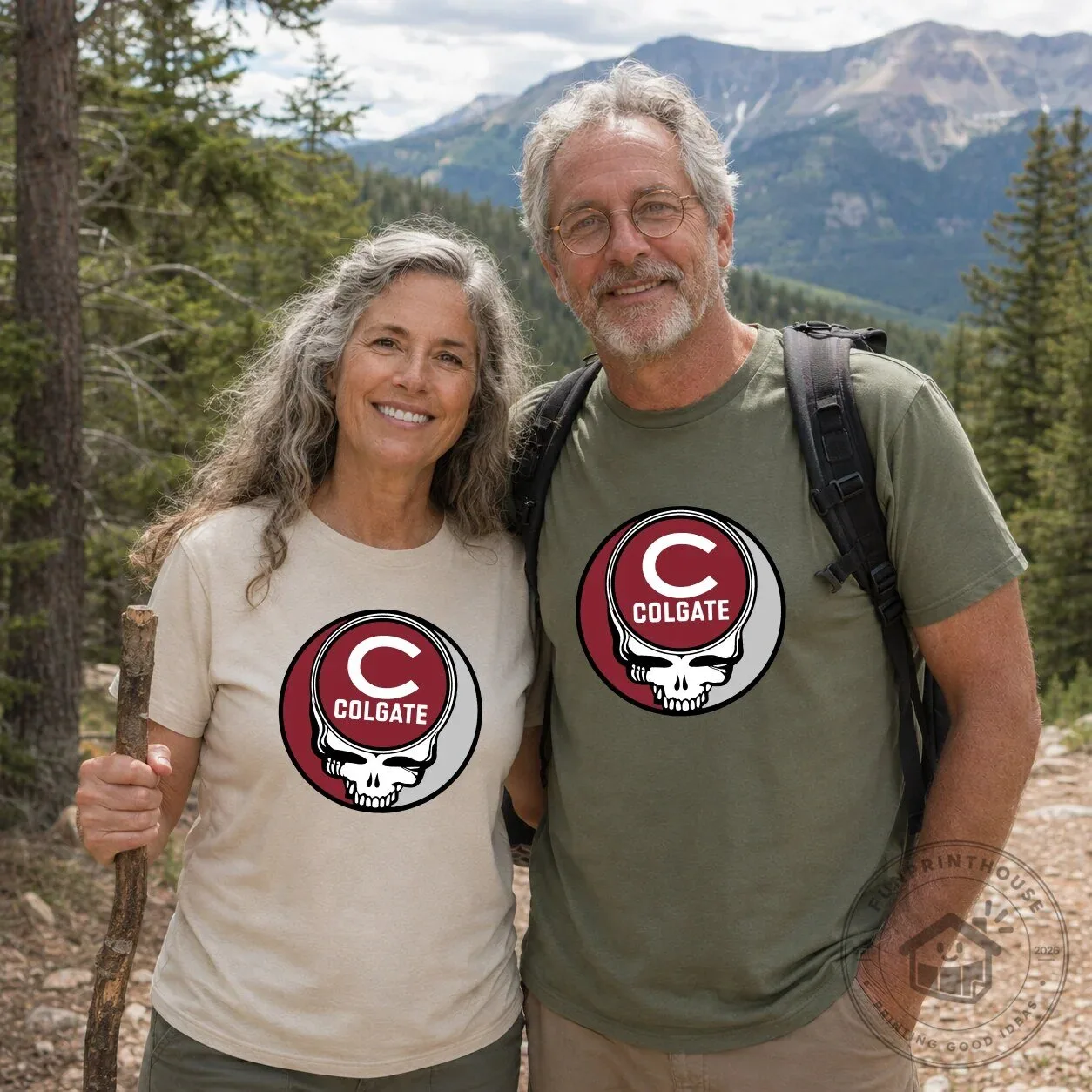 Colgate University Grateful Dead Style Skull Logo Graphic T-Shirt